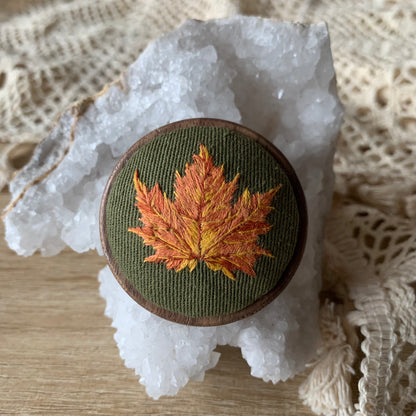 Broche Feuille d'érable