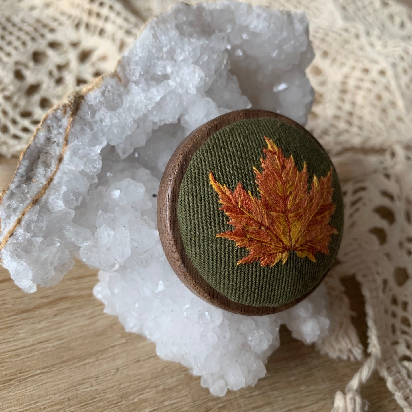 Broche Feuille d'érable